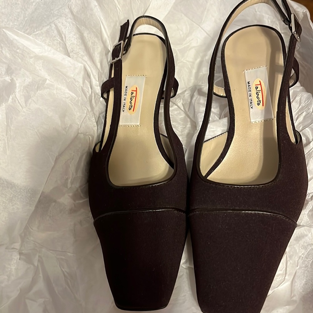 Talbots Woman's Brown Heels. Never Worn. Size 6M. Made in Italy - Picture 5 of 12